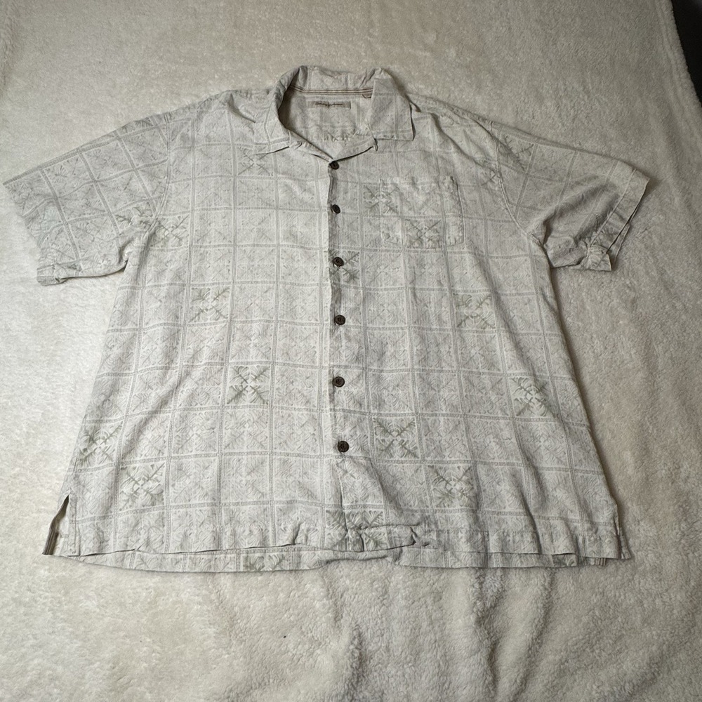Tommy Bahama 100% Silk Hawaiian Camp Shirt Men's XL Tall Beige Floral Aloha
